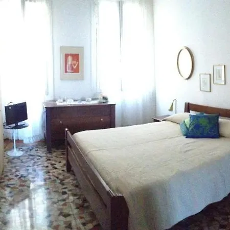 Bed and Breakfast Casa Lili